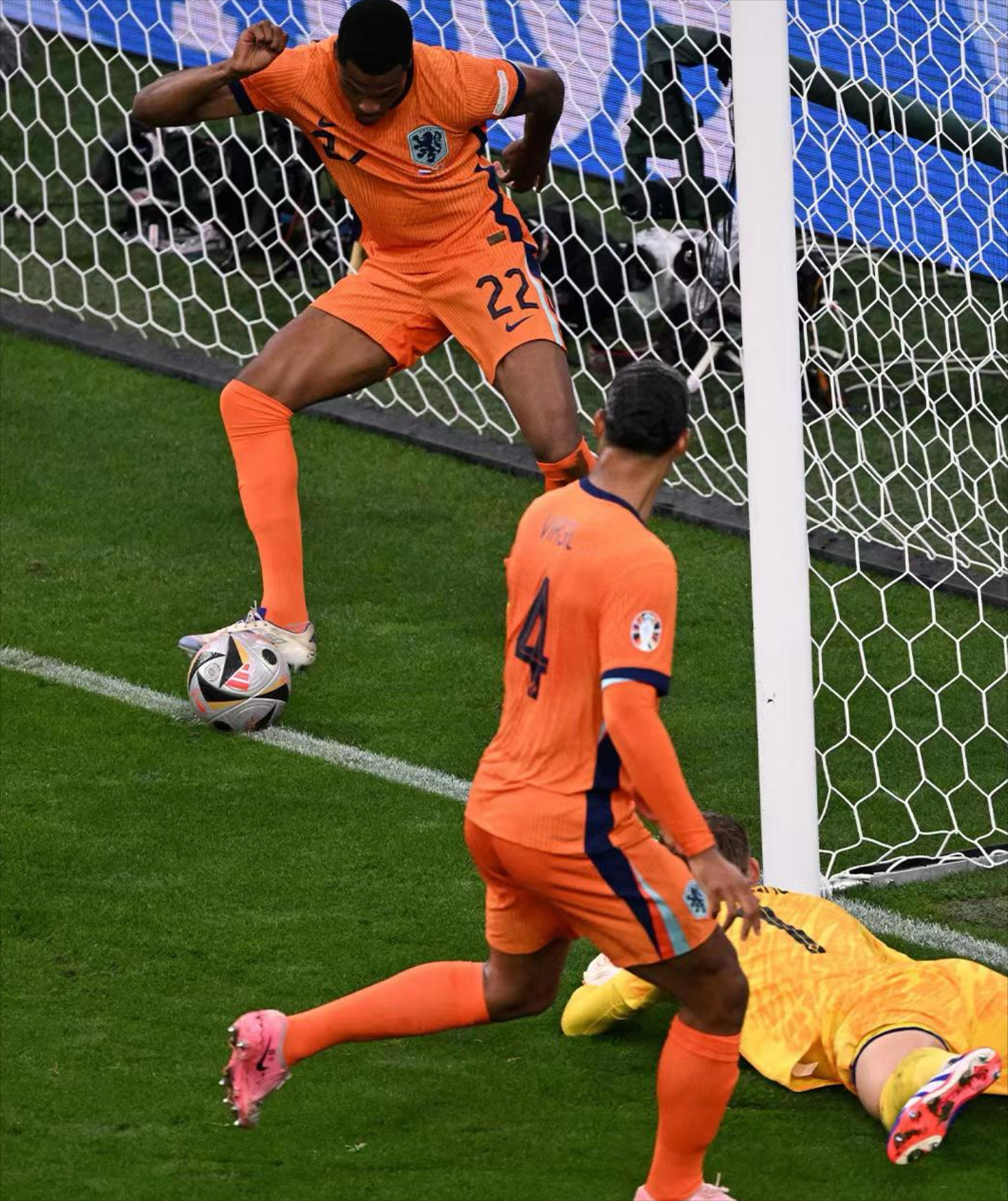 英格兰完胜摩洛哥,蒂亚戈关键制胜 英格兰完胜摩洛哥,蒂亚戈关键制胜