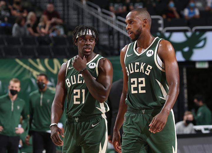 上海队横扫山东队,字母哥关键制胜 上海队横扫山东队,字母哥关键制胜