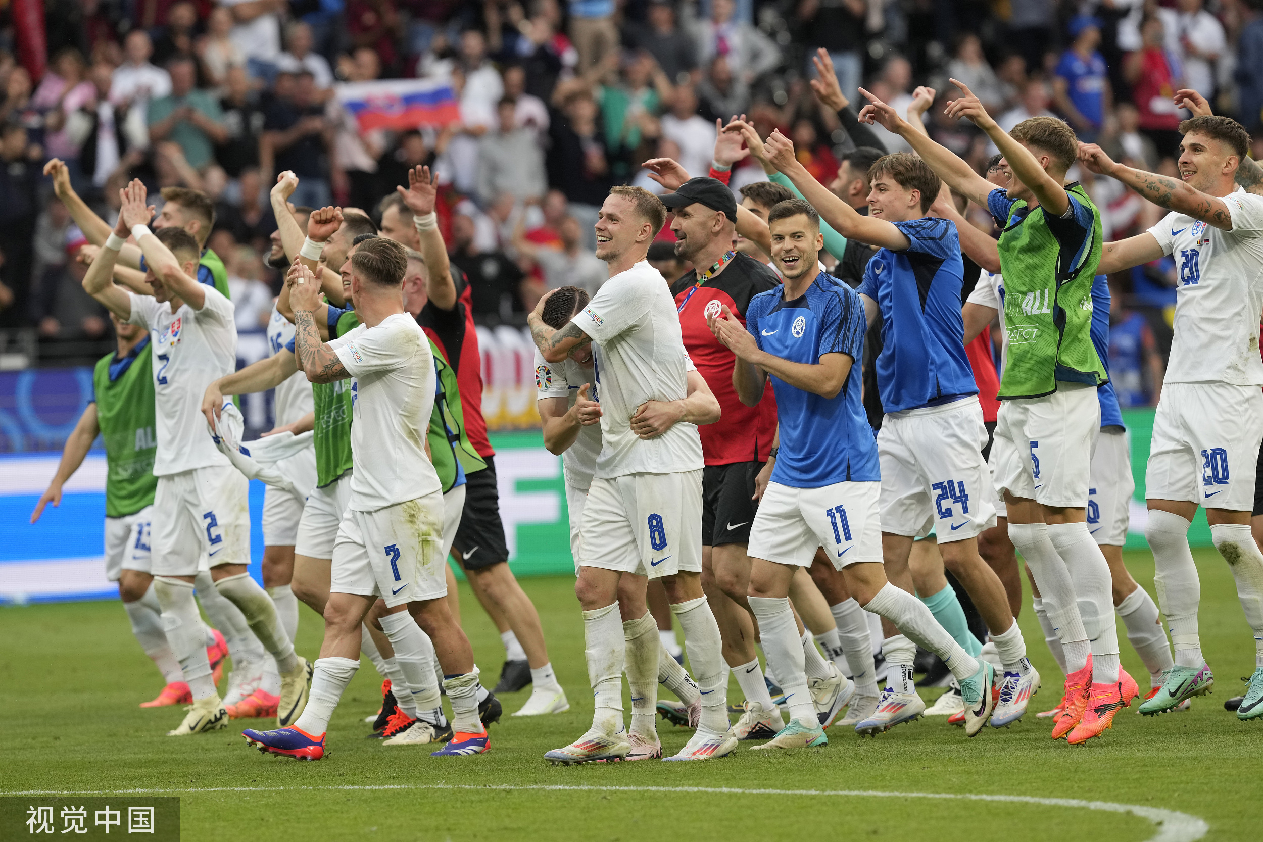 西班牙鏖战比利时，卡拉斯科统治全场