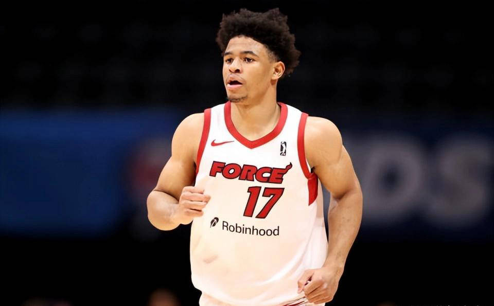 灰熊鏖战猛龙，锡安点燃赛场