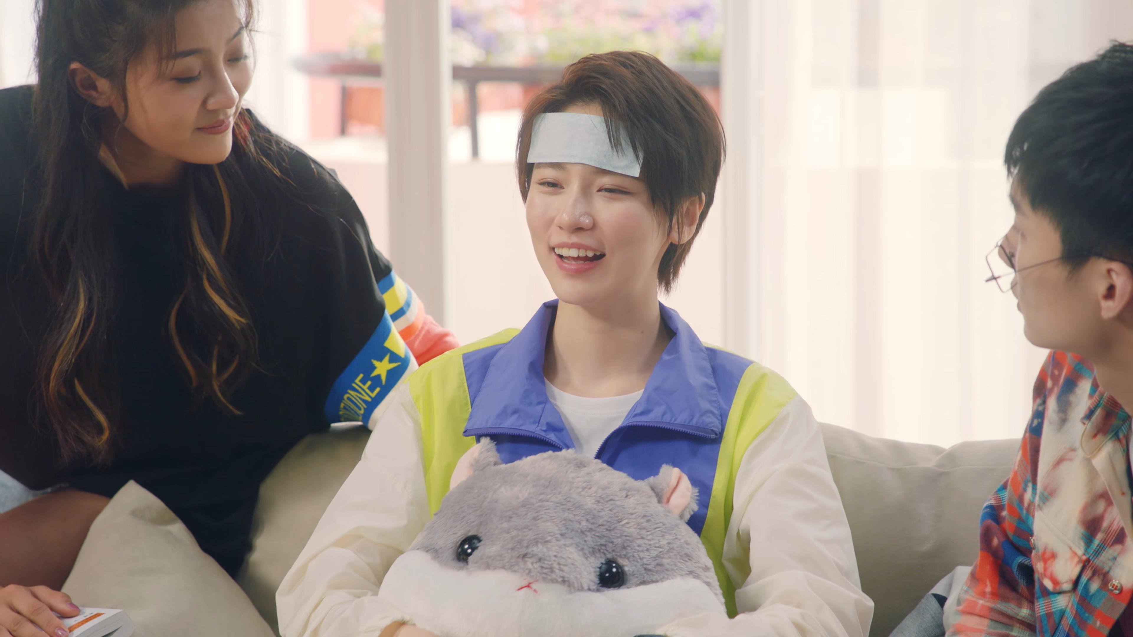 跨越万里的篮球之约,德罗赞49分助新疆队压哨绝杀掘金