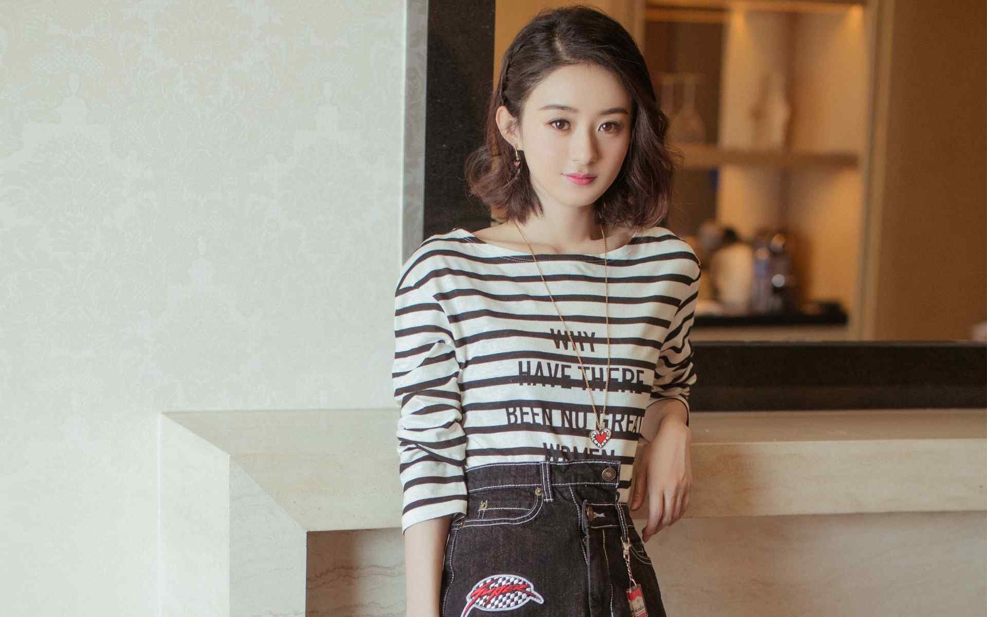 困境中的刺客，当霍勒迪刺穿骑士的最后一层防御